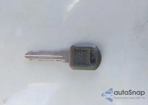 2000 Chevrolet C2500 из США, поврежденный, VIN 1GCGC24J4YR220382